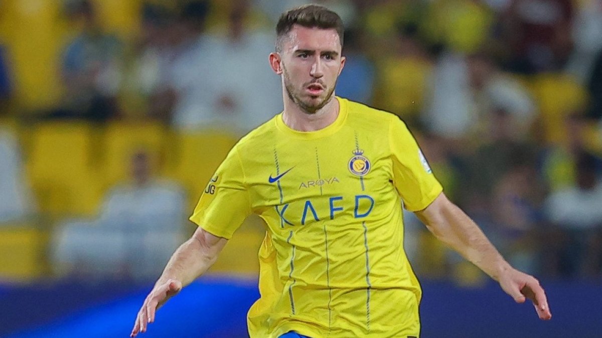 Arsenal and Villa Compete for Aymeric Laporte Switch Deal