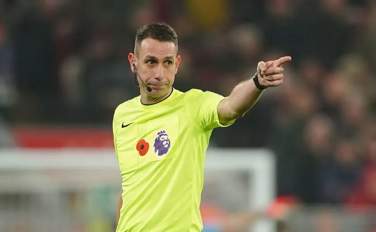Disgraced ex-Premier League referee David Coote seen working as supply driver after cocaine scandal