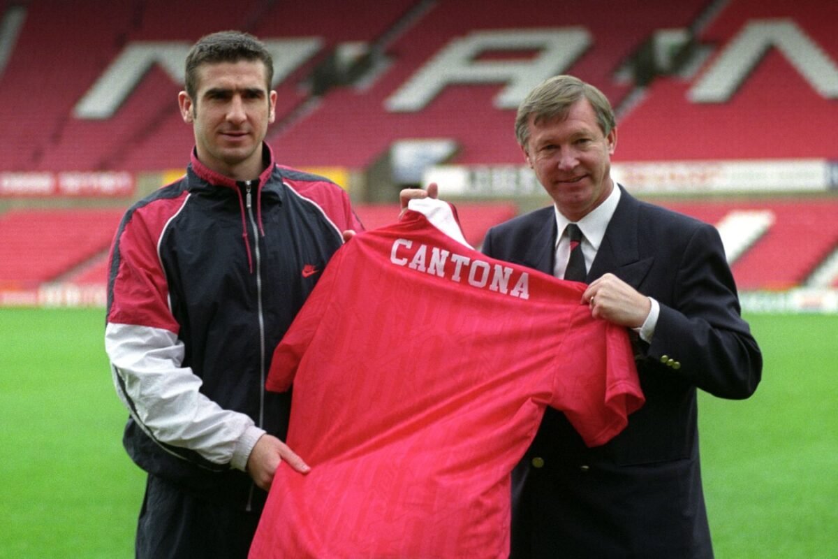 Identify each participant to attain 10+ targets in 1992-93