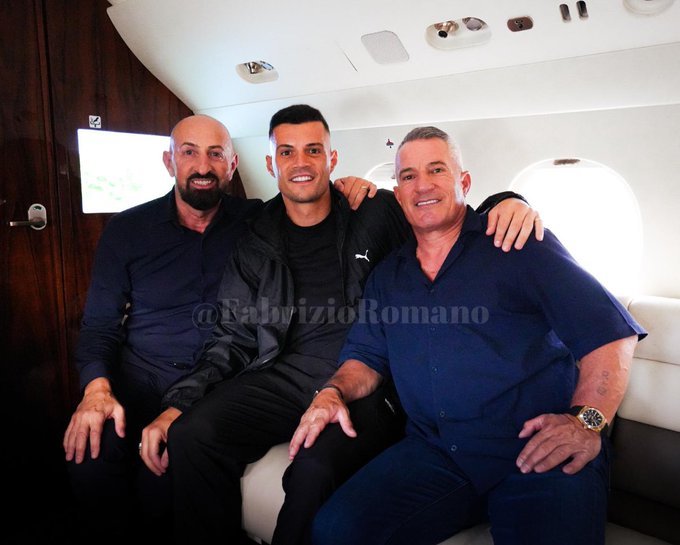 Granit Xhaka Lands in England to Seal Sunderland Transfer