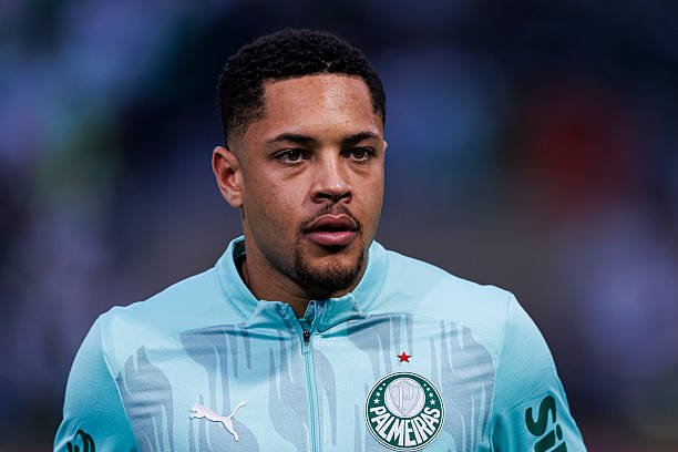 Barcelona Miss Out on €2M as Vitor Roque Fails to Impress
