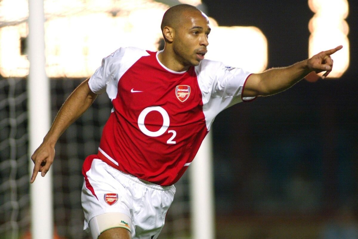 Title each participant to attain 10+ targets in 2003-04