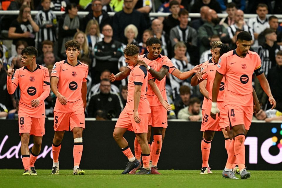 Bruno Fernandes sends poignant message to Marcus Rashford after Barcelona heroics at Newcastle