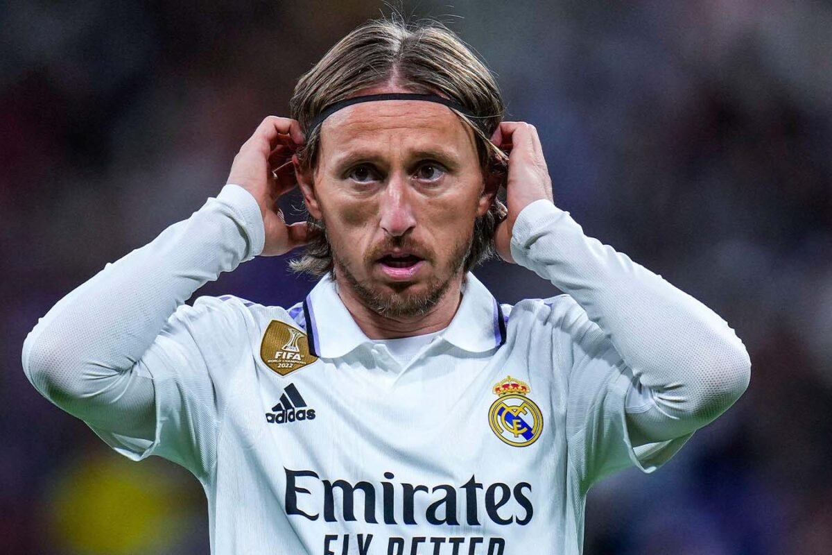 Title the highest 25 oldest goalscorers