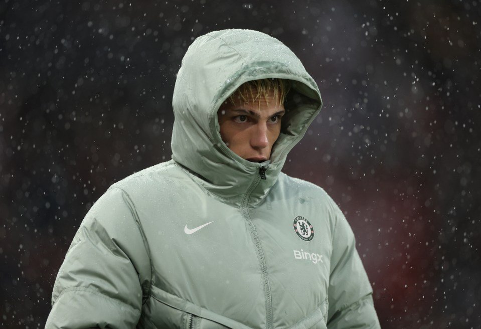 Man United followers livid as star deletes Instagram put up swapping shirts with Alejandro Garnacho