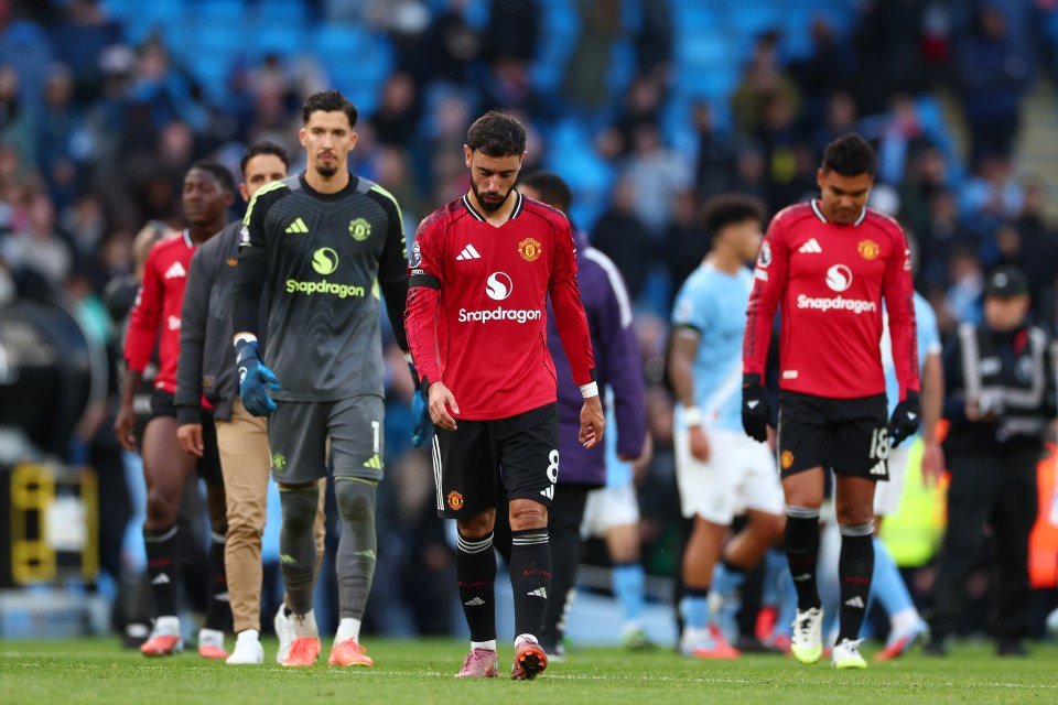 ‘Hope they’re hurting’ – David Beckham ‘fed up’ of watching Manchester United and reminds squad of unwritten rule