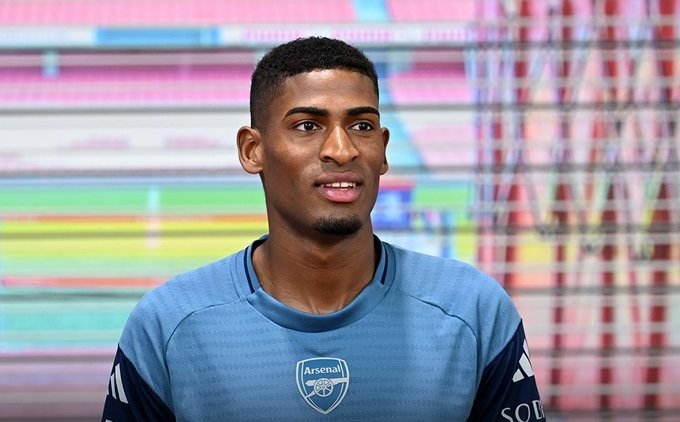 Cristhian Mosquera Embraces Arsenal Problem Amid Fierce Defensive Competitors – Softfootball