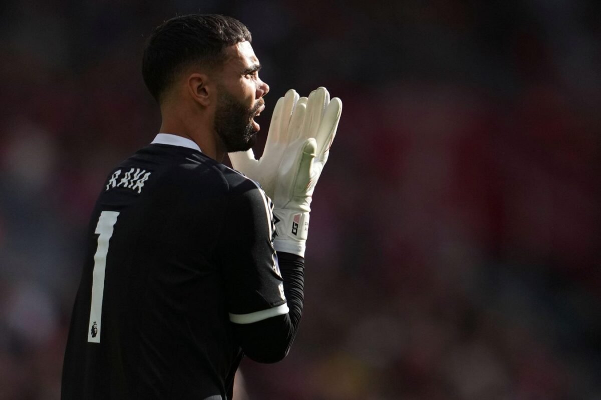 Title each participant to put on No. 1 shirt