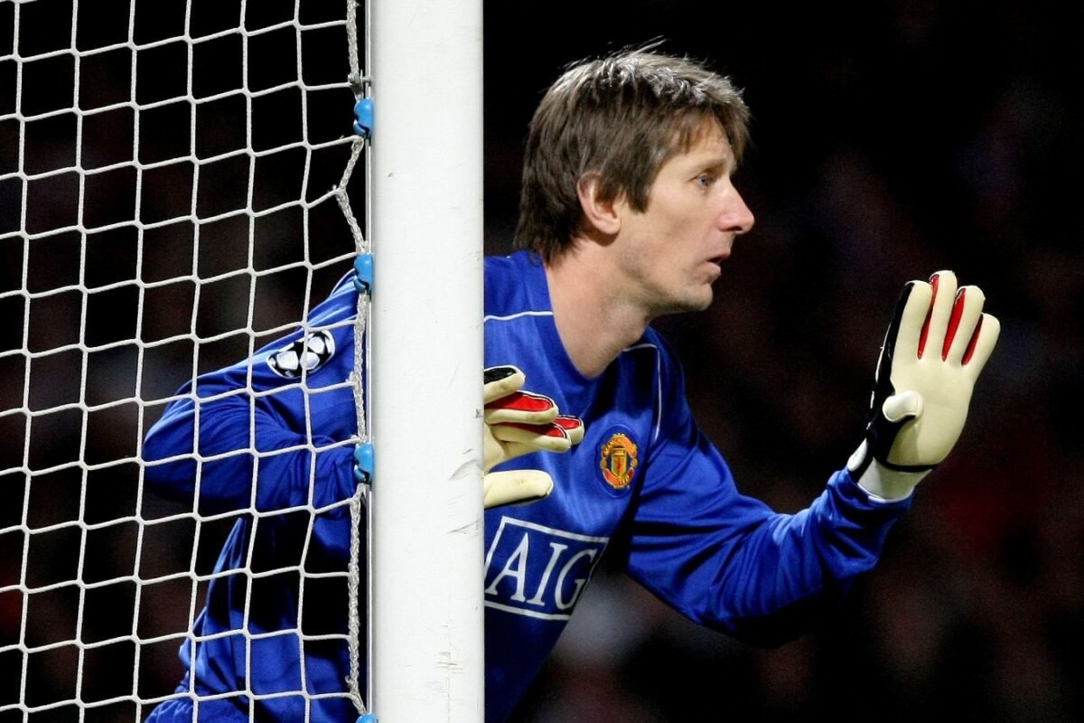 Each goalkeeper with 20+ clear sheets