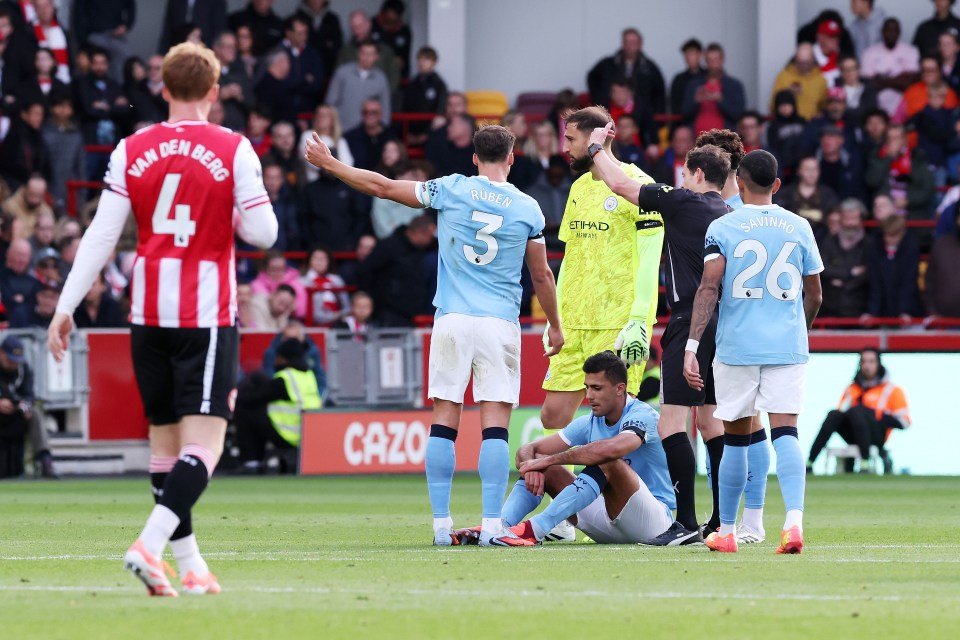 Pep Guardiola offers replace on Rodri damage after Man Metropolis star hobbles off at Brentford
