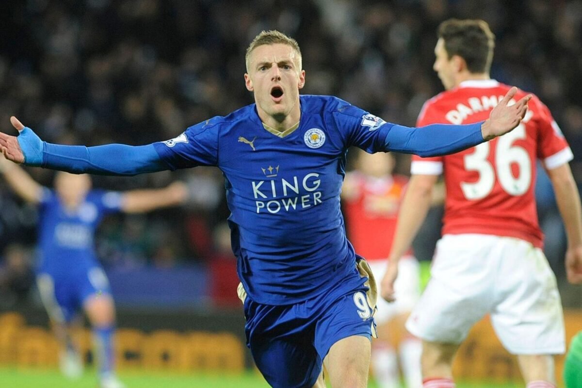 Each participant to attain in 7+ successive matches