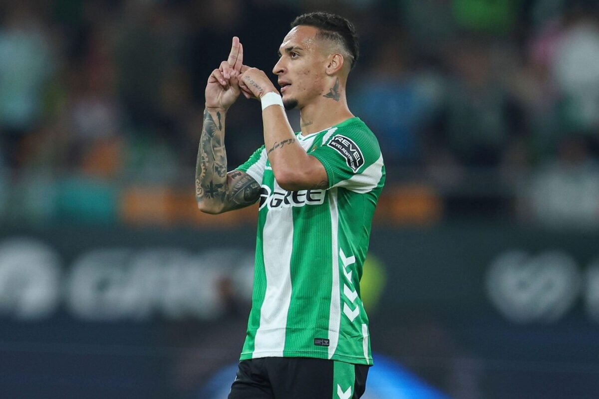 Ex-Man Utd flop Antony scores jaw-dropping objective for Actual Betis