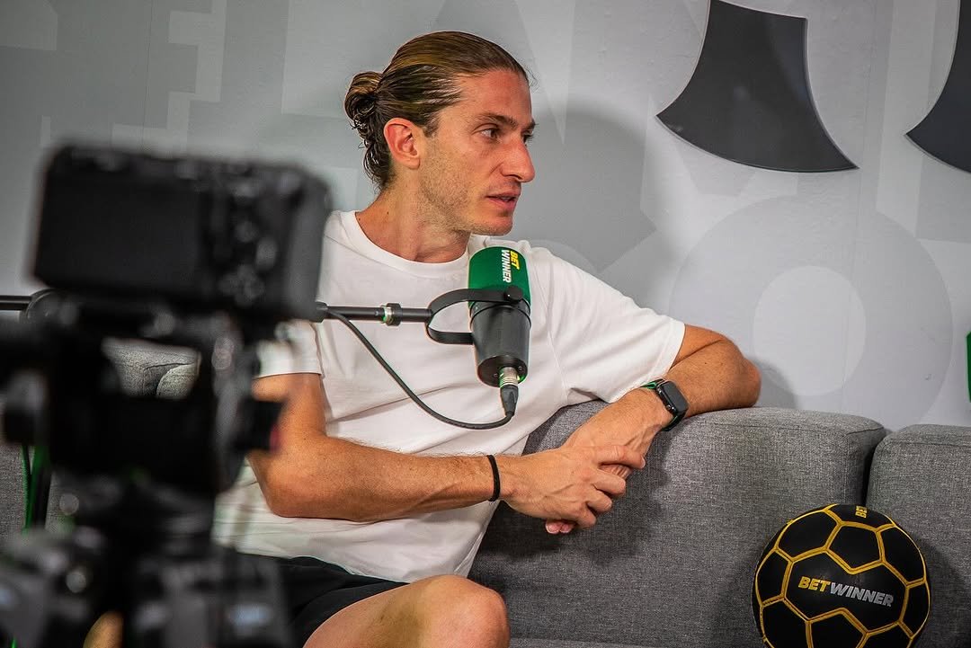 Former Chelsea participant Filipe Luís backs Manchester Metropolis to Win the Premier League – Softfootball