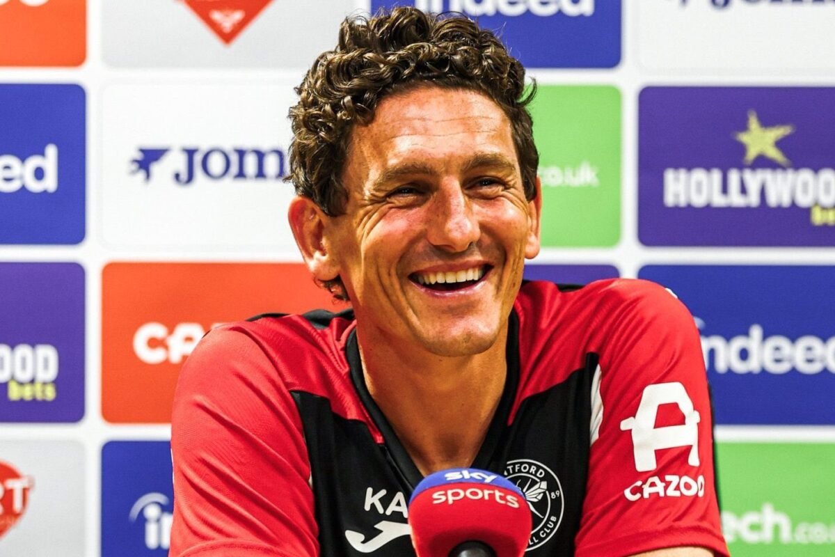 Keith Andrews Praises Brentford Followers Forward Of Vital Run Of Matches – Softfootball