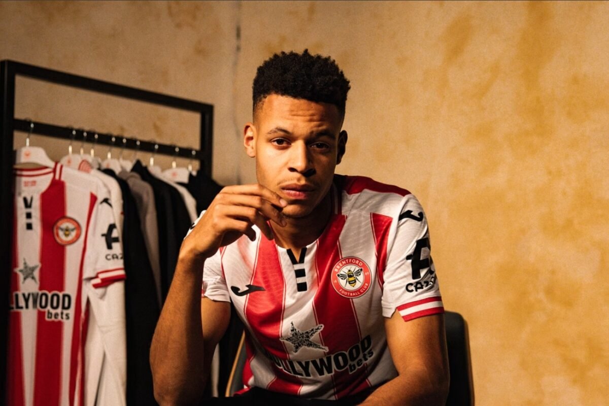 Brentford unveil new signing Kaye Furo after finishing five-and-a-half-year deal – Softfootball