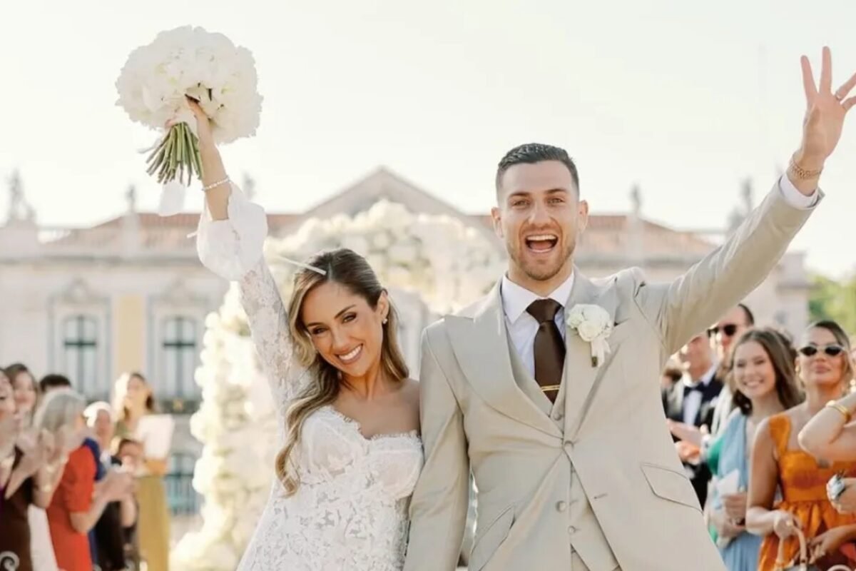 I see Bruno Fernandes on a regular basis greater than my spouse, Diogo Dalot reveals – Softfootball