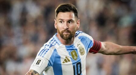 Messi Suffers Hamstring Pressure, World Cup Hopes in Steadiness – Softfootball