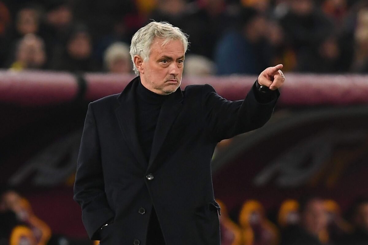 Mourinho Plots Madrid Exit Whereas Praising His Boy Arbeloa – Softfootball