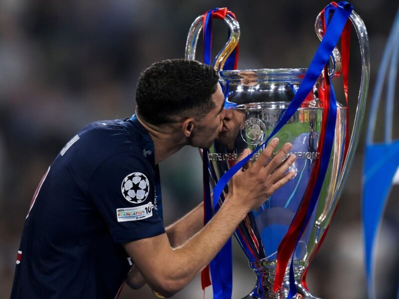 Each participant to win with a number of golf equipment