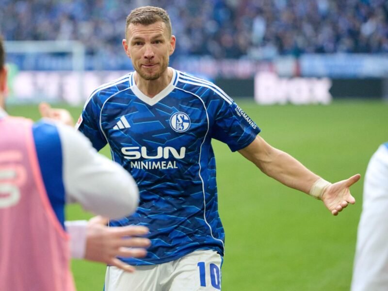 Edin Dzeko is rolling again the years as Schalke search redemption