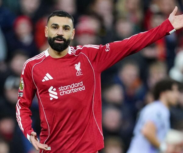 Identify each membership’s shirt sponsor