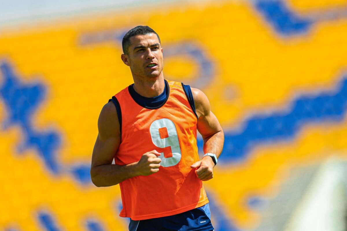 Ronaldo Limping Off Sparks Precautionary Clinic Go to – Softfootball