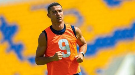 Ronaldo Limping Off Sparks Precautionary Clinic Go to – Softfootball