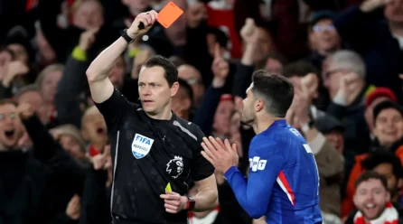 FA Cost Pedro Neto for Abusive Language Towards Referee After Arsenal Pink Card – Softfootball