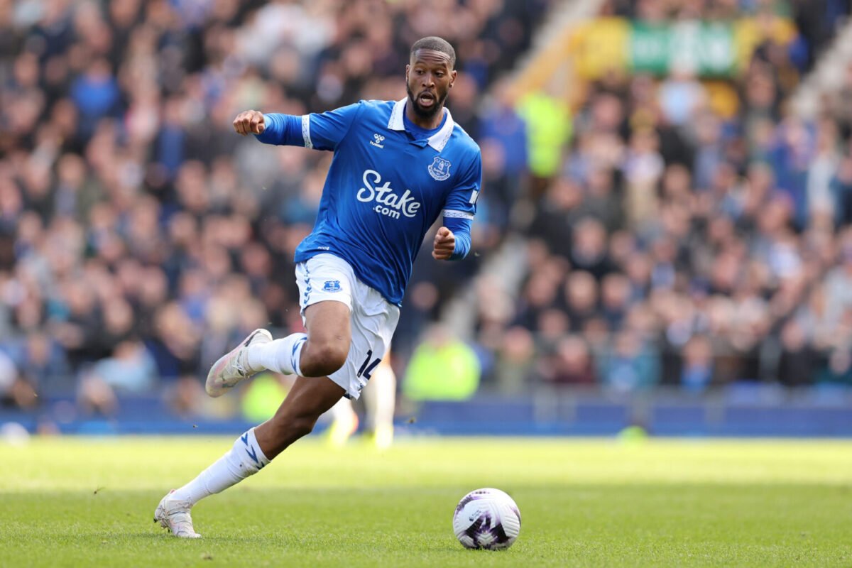 Pitchside View of Beto’s Objective Sends South Stand Into Chaos – Softfootball