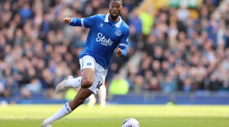 Pitchside View of Beto’s Objective Sends South Stand Into Chaos – Softfootball