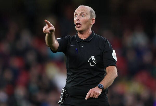 “One thing’s Gonna Occur” Mike Dean Shares Untold Story Behind Aguero’s Well-known Objective – Softfootball