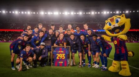 Frenkie De Jong Breaks Barcelona Dutch Document on Emotional Evening – Softfootball
