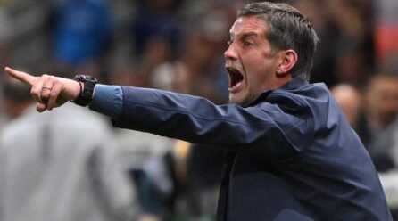 Chivu Hits Again at Critics as Inter Deal with Cagliari Conflict – Softfootball