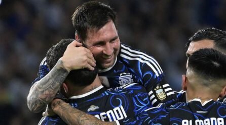 Lionel Messi’s Gesture for Otamendi Headlines Argentina’s 5–0 Win – Softfootball