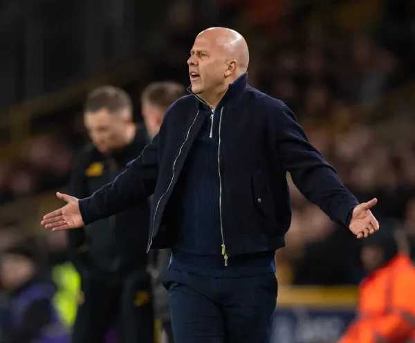 Arne Slot Pens Emotional Farewell Letter to Liverpool Followers After Shock Exit – Softfootball