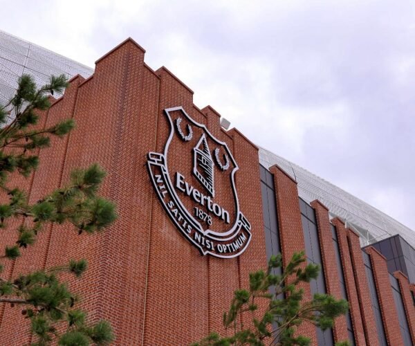 Title the 30 greatest soccer stadiums in England