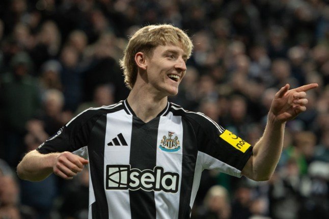 Anthony Gordon Linked With Summer time Exit From Newcastle – Softfootball
