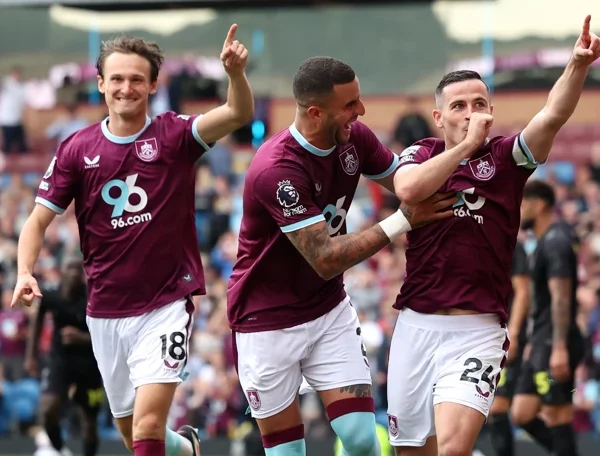 Mike Jackson Praises Burnley Show After Entertaining Draw With Villa – Softfootball