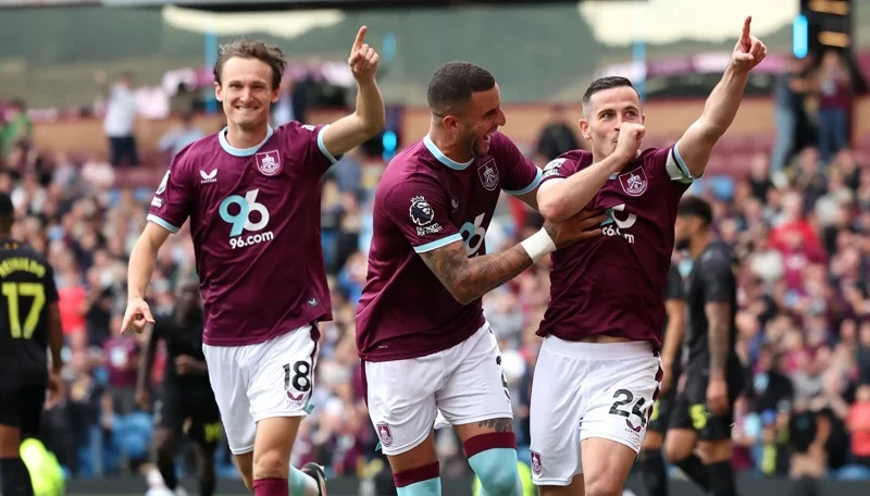 Mike Jackson Praises Burnley Show After Entertaining Draw With Villa – Softfootball