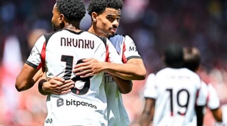 AC Milan Beat Genoa 2-1 to Strengthen Champions League Push – Softfootball