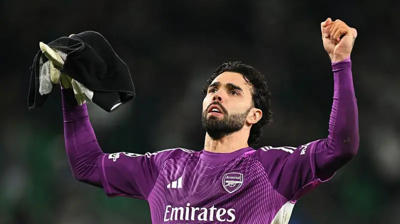 David Raya Makes Historical past with Third Consecutive Golden Glove at Arsenal – Softfootball