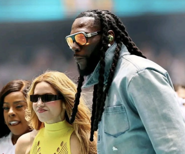 Burna Boy and Shakira Mild Up 2026 FIFA World Cup Opening Ceremony With Electrifying “Dai Dai” Efficiency – Softfootball