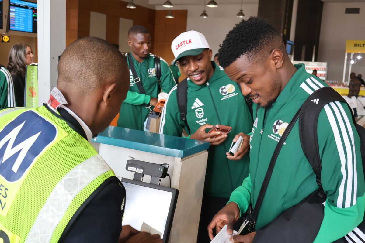 Bafana Bafana Depart for Mexico World Cup Base Camp – Softfootball