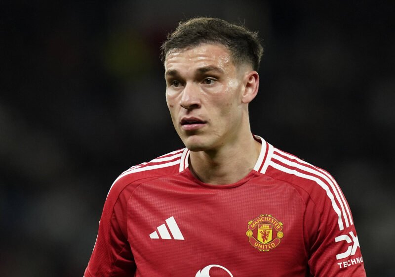 Ugarte Setback Leaves Manchester United Dealing with Summer time Dilemma – Softfootball