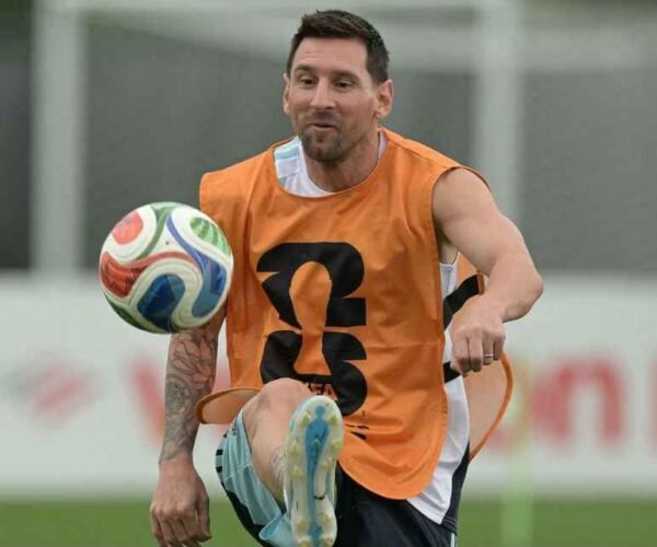 Lionel Messi to Begin on the Bench for Argentina’s Ultimate Group Stage Match – Softfootball