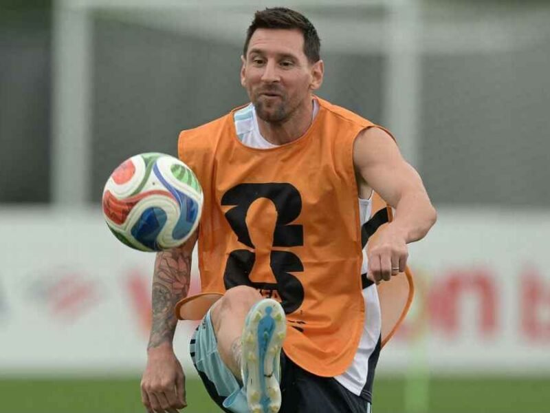 Lionel Messi to Begin on the Bench for Argentina’s Ultimate Group Stage Match – Softfootball
