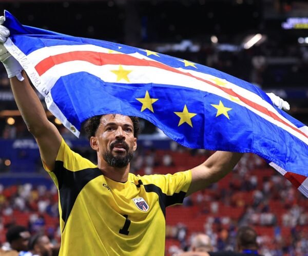 Colo Colo Full Signing of World Cup Star Vozinha – Softfootball