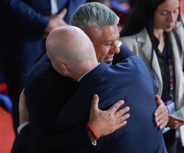 Infantino Congratulates Claudio Tapia Regardless of Argentina’s 2026 World Cup Remaining Defeat – Softfootball