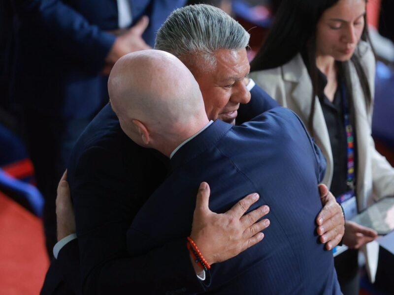 Infantino Congratulates Claudio Tapia Regardless of Argentina’s 2026 World Cup Remaining Defeat – Softfootball