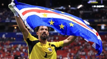 Colo Colo Transfer for Vozinha Nears Collapse as Mele Emerges – Softfootball